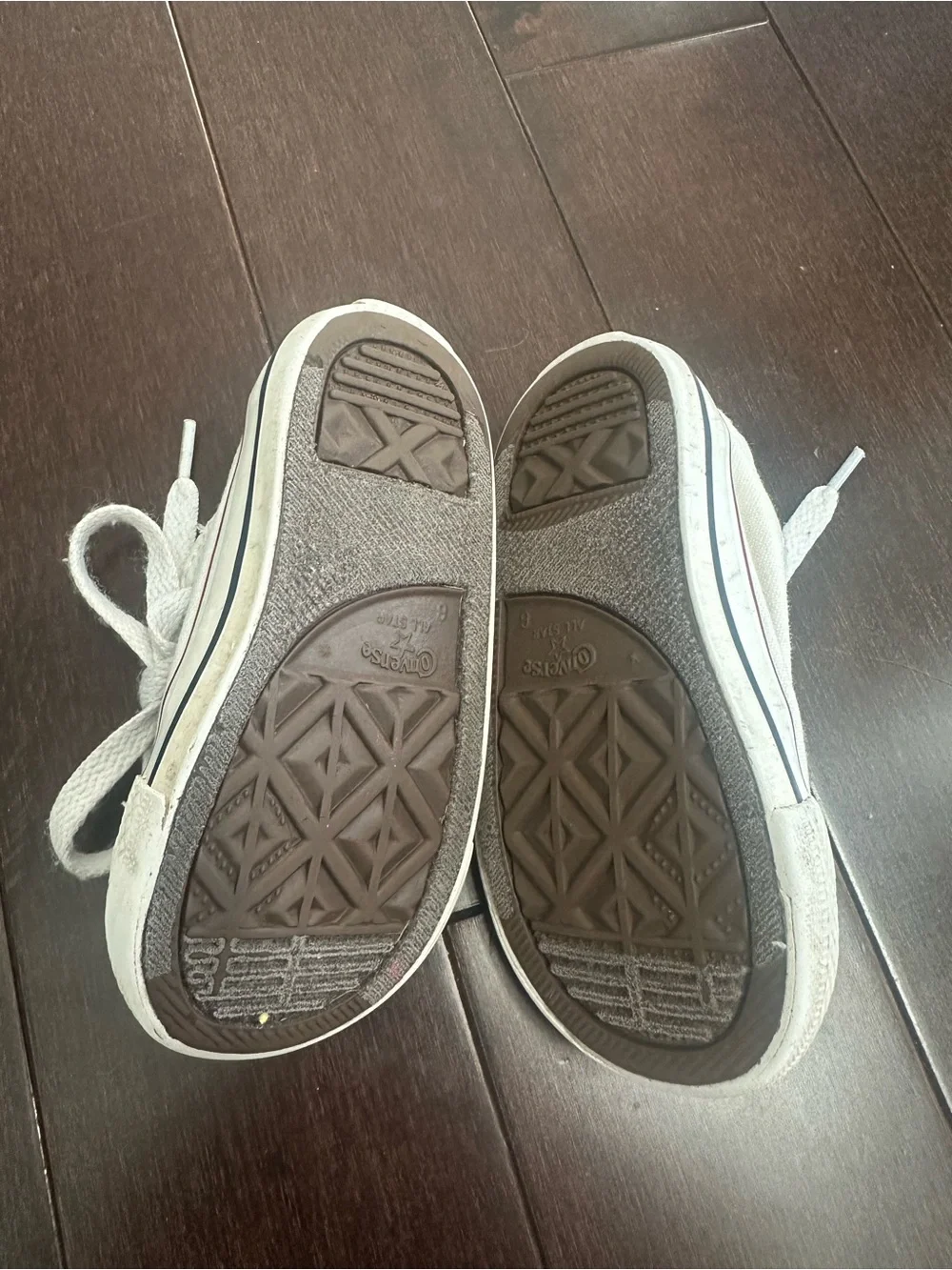 Converse classic low